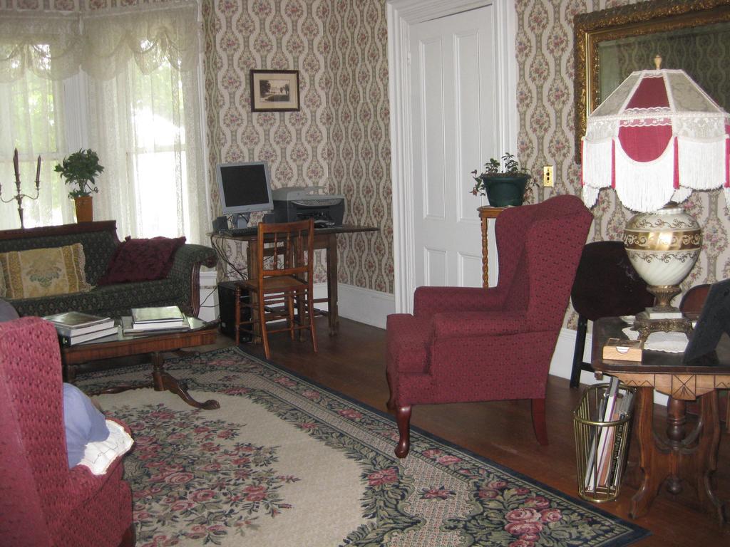 The Bridges Inn At Whitcomb House B&B Swanzey エクステリア 写真