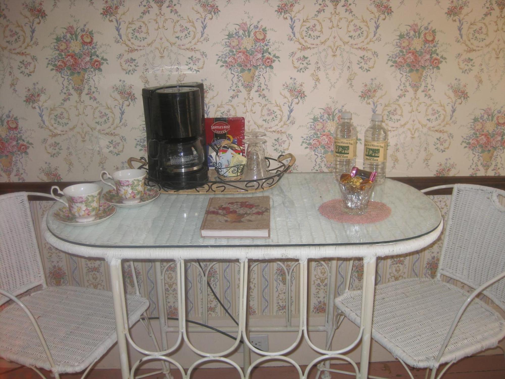 The Bridges Inn At Whitcomb House B&B Swanzey エクステリア 写真