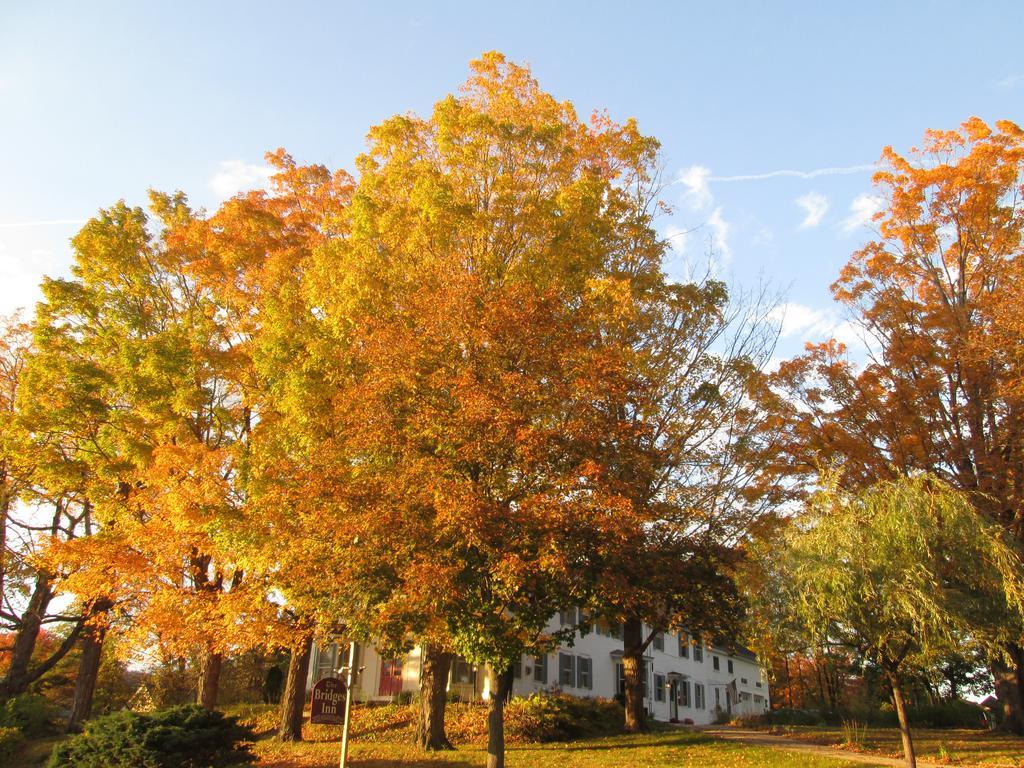 The Bridges Inn At Whitcomb House B&B Swanzey エクステリア 写真